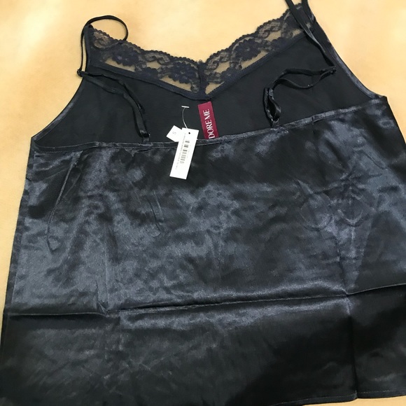 Adore Me Luana camisole and shorts sleep set. - Picture 3 of 7